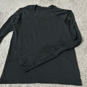 Women's size 6 lululemon